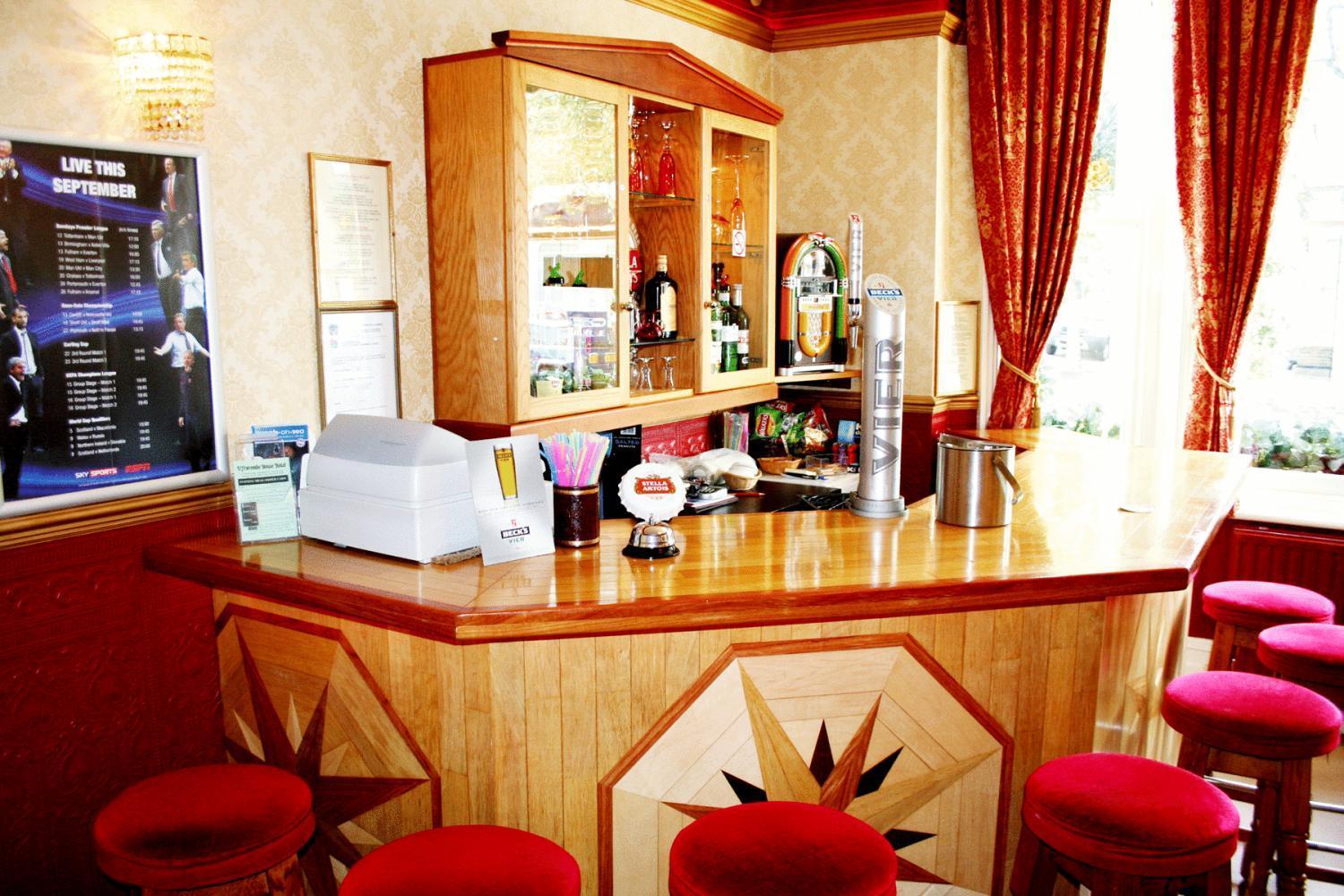 סאות'אנד און סי Ilfracombe House Hotel - Near Cliffs Pavilion מראה חיצוני תמונה