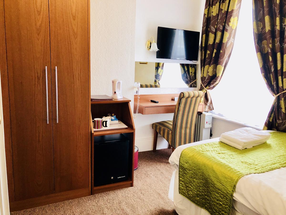 סאות'אנד און סי Ilfracombe House Hotel - Near Cliffs Pavilion מראה חיצוני תמונה