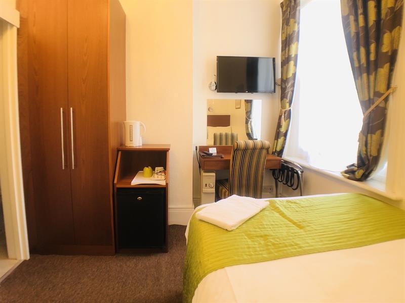 סאות'אנד און סי Ilfracombe House Hotel - Near Cliffs Pavilion מראה חיצוני תמונה